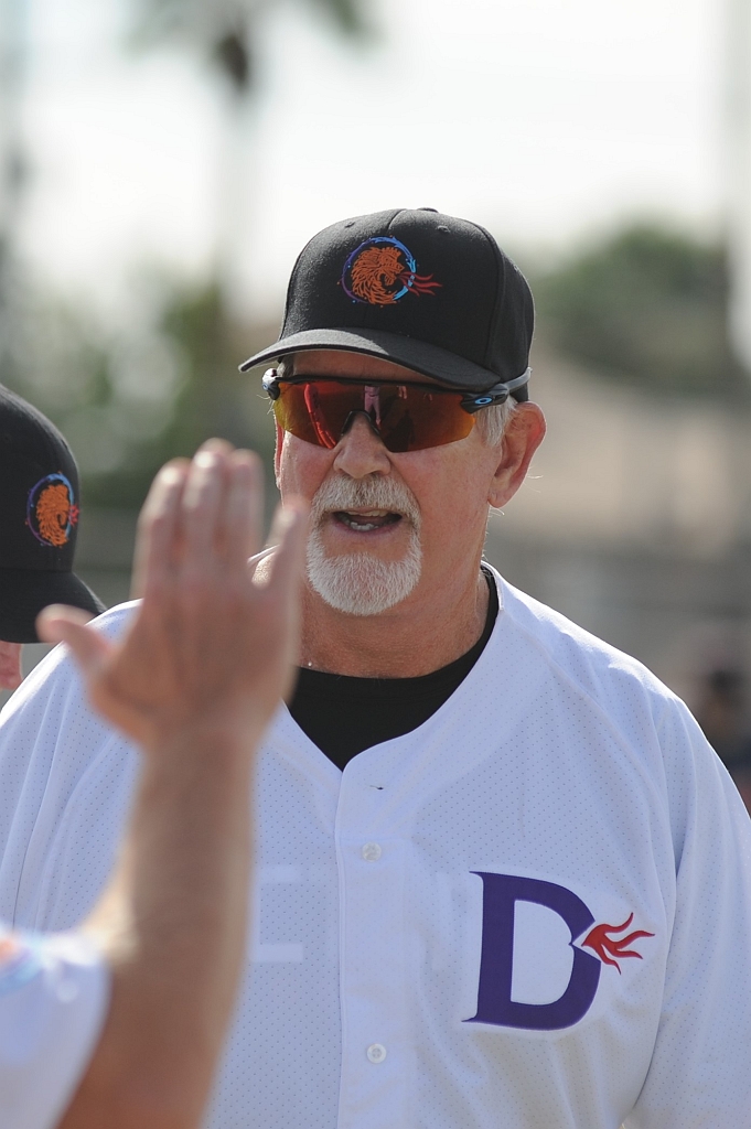 Dragons_2017-11-03 (31).jpg - (c)2010 DeVetter